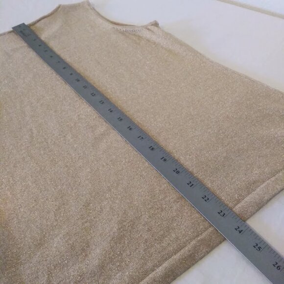 Peter Nygard women's size L gold metallic shell tank top - Picture 9 of 14